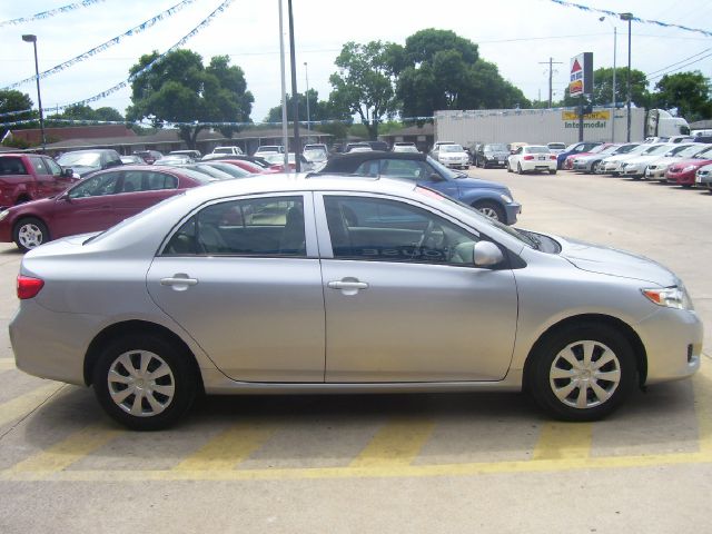 2010 Toyota Corolla Supercab Flareside XL