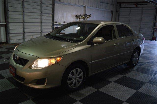 2010 Toyota Corolla Supercab Flareside XL