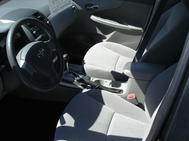 2010 Toyota Corolla Supercab Flareside XL