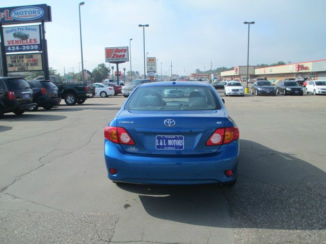 2010 Toyota Corolla Supercab Flareside XL