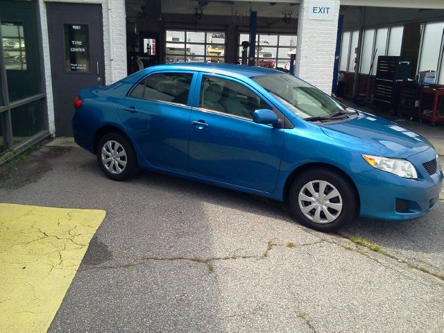 2010 Toyota Corolla Supercab Flareside XL