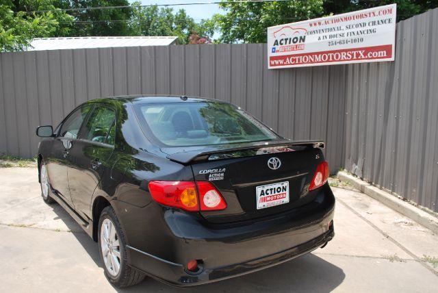 2010 Toyota Corolla Supercab Flareside XL