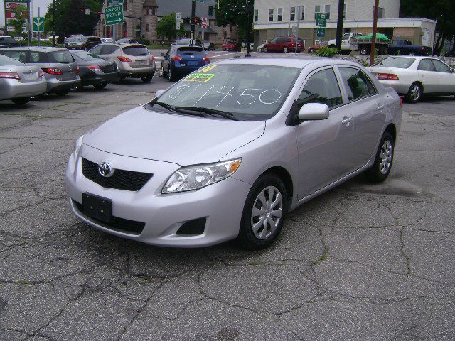 2010 Toyota Corolla Supercab Flareside XL