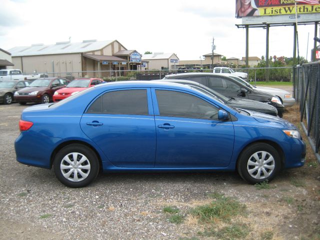 2010 Toyota Corolla Supercab Flareside XL