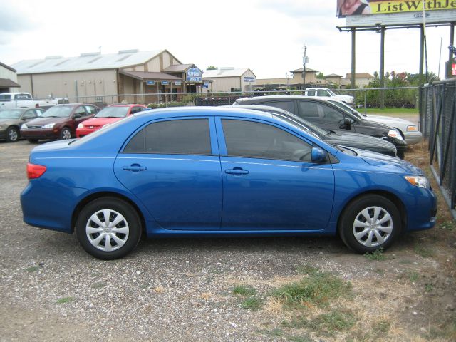 2010 Toyota Corolla Supercab Flareside XL