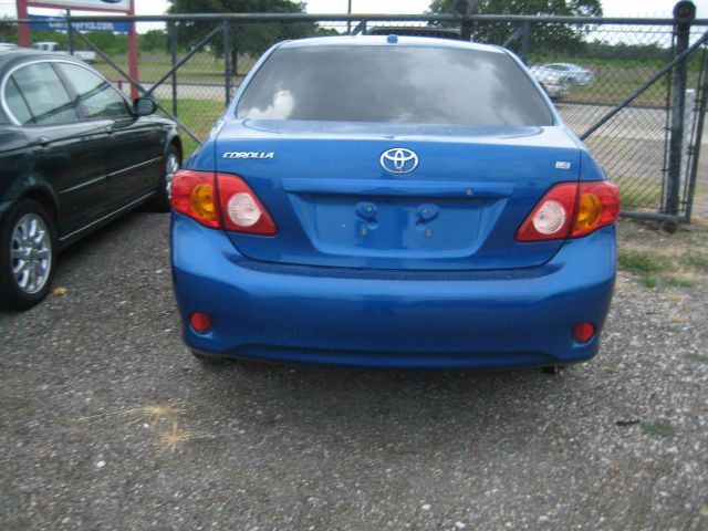 2010 Toyota Corolla Supercab Flareside XL