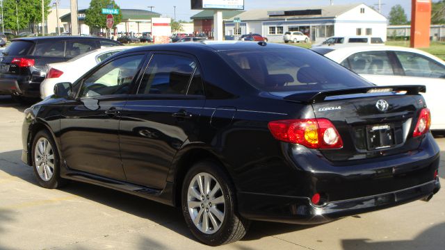 2010 Toyota Corolla Supercab Flareside XL