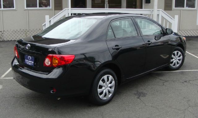 2010 Toyota Corolla Supercab Flareside XL