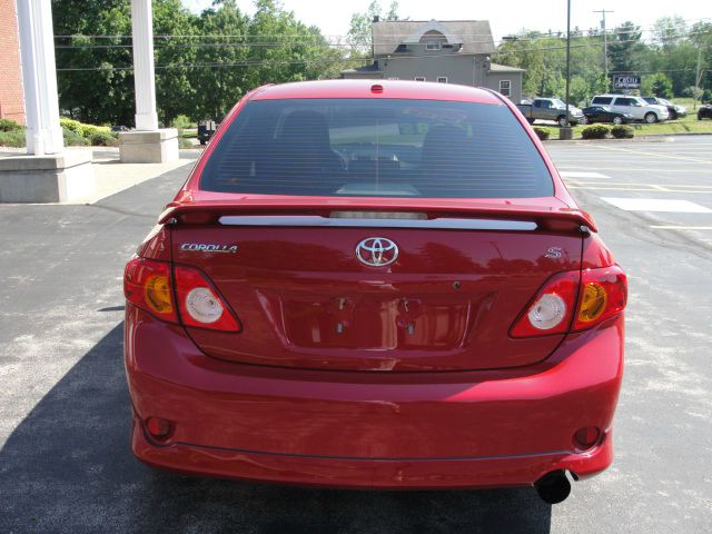 2010 Toyota Corolla Supercab Flareside XL