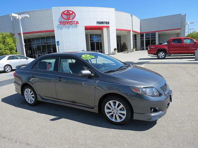 2010 Toyota Corolla 2dr Cabriolet AMG