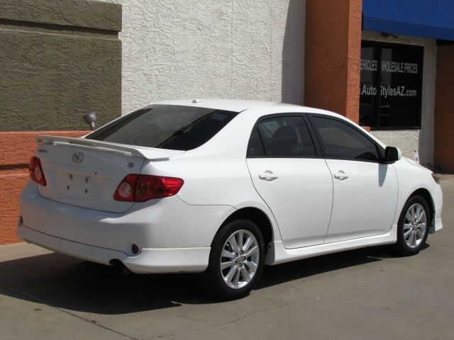 2010 Toyota Corolla Supercab Flareside XL