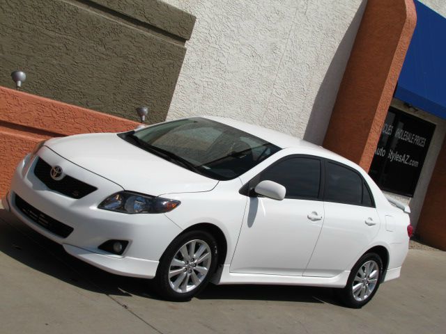 2010 Toyota Corolla Supercab Flareside XL