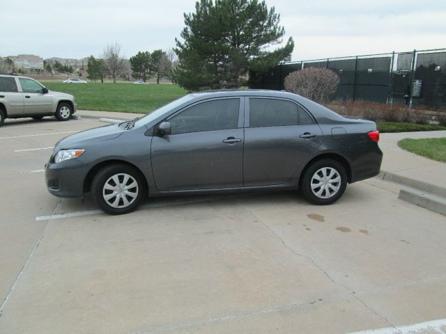 2010 Toyota Corolla Supercab Flareside XL