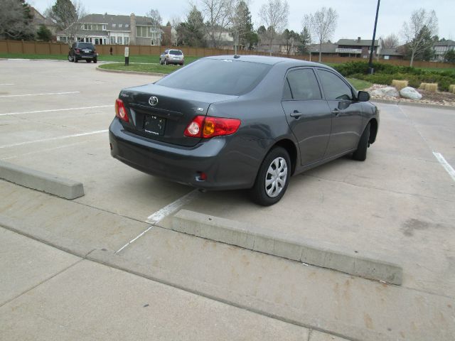 2010 Toyota Corolla Supercab Flareside XL