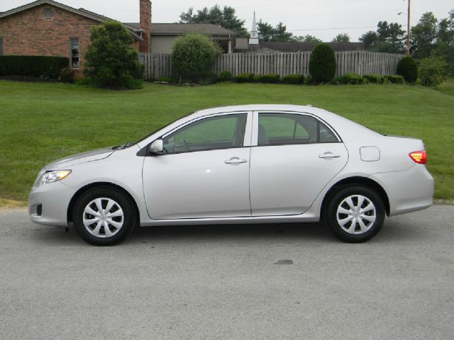 2010 Toyota Corolla Supercab Flareside XL