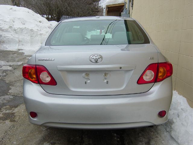 2010 Toyota Corolla Supercab Flareside XL