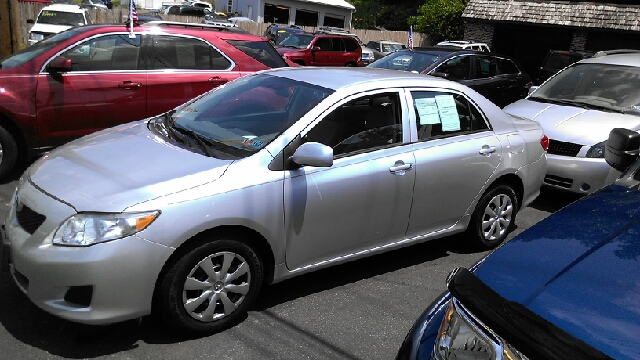 2010 Toyota Corolla Supercab Flareside XL