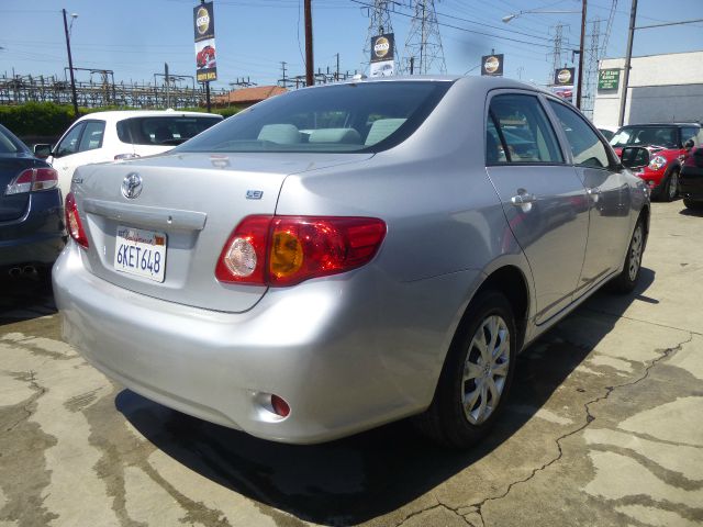 2010 Toyota Corolla Supercab Flareside XL