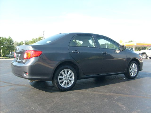 2010 Toyota Corolla Supercab Flareside XL