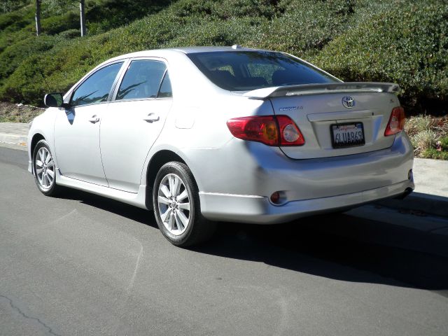 2010 Toyota Corolla Supercab Flareside XL