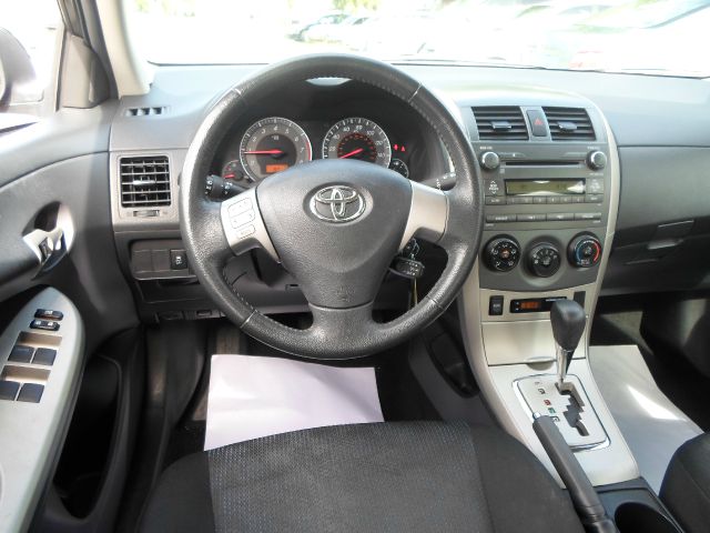 2010 Toyota Corolla Supercab Flareside XL