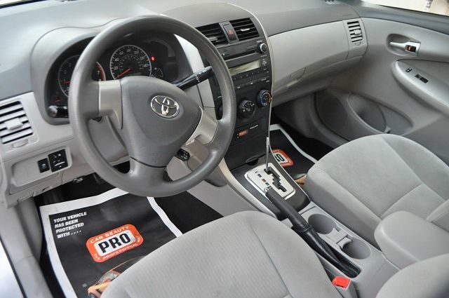 2010 Toyota Corolla Supercab Flareside XL