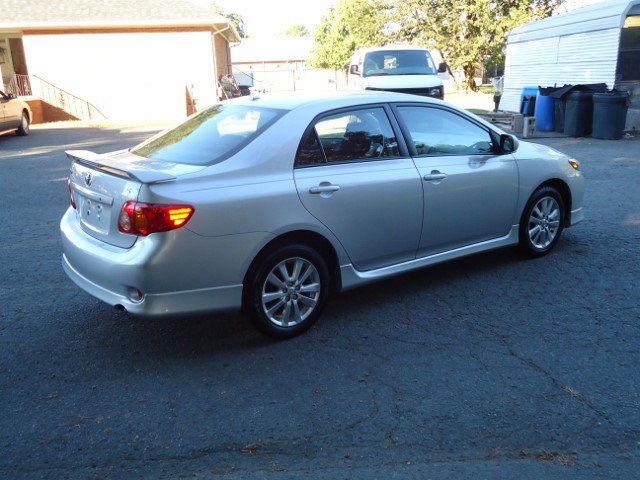 2010 Toyota Corolla Supercab Flareside XL