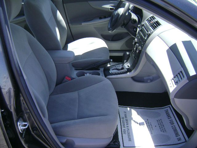 2010 Toyota Corolla Supercab Flareside XL