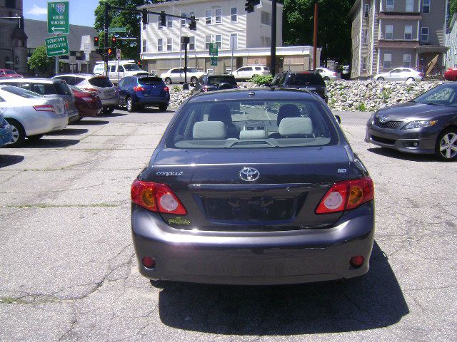 2010 Toyota Corolla Supercab Flareside XL