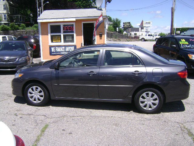 2010 Toyota Corolla Supercab Flareside XL