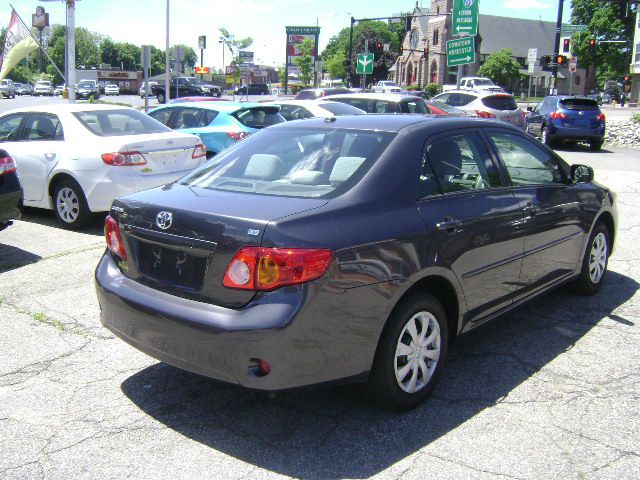 2010 Toyota Corolla Supercab Flareside XL