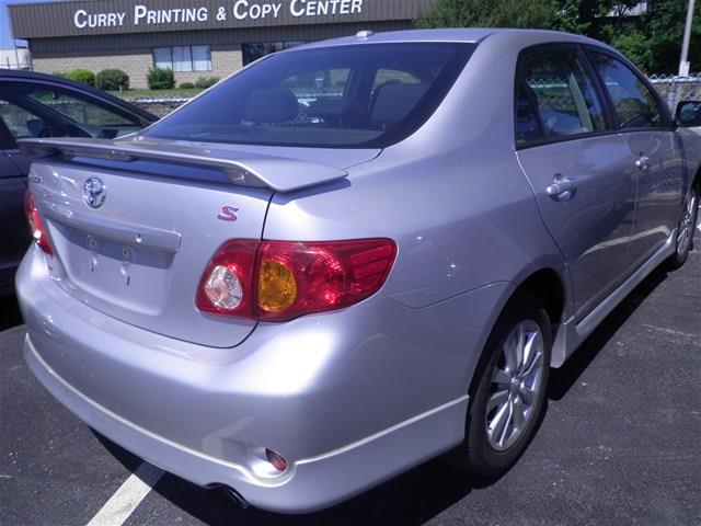 2010 Toyota Corolla XR