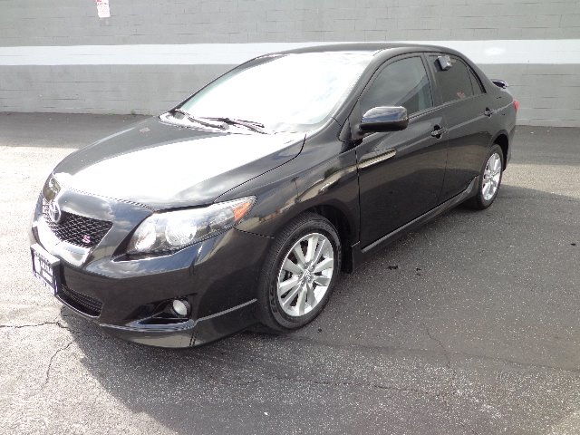 2010 Toyota Corolla Supercab Flareside XL