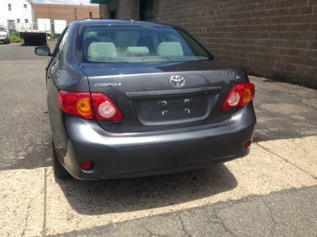 2010 Toyota Corolla Supercab Flareside XL