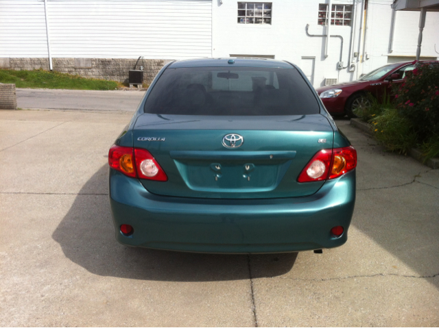 2010 Toyota Corolla Supercab Flareside XL