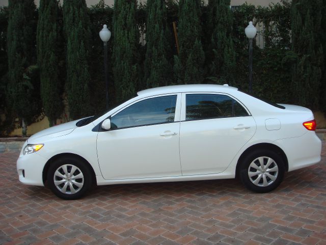 2010 Toyota Corolla Supercab Flareside XL