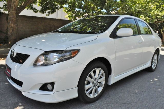 2010 Toyota Corolla Supercab Flareside XL