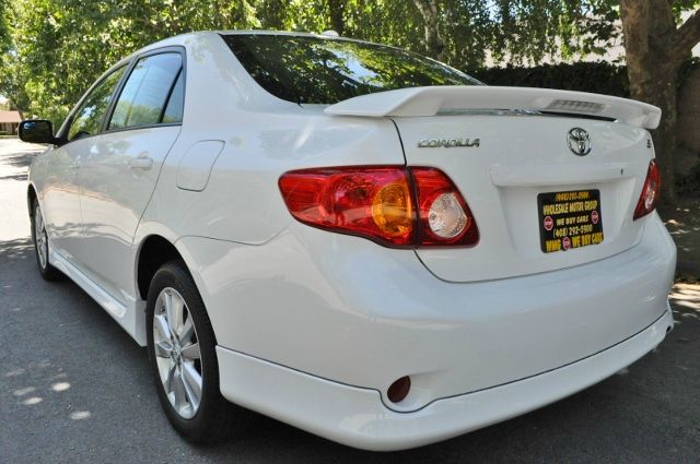 2010 Toyota Corolla Supercab Flareside XL