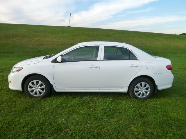 2010 Toyota Corolla Supercab Flareside XL