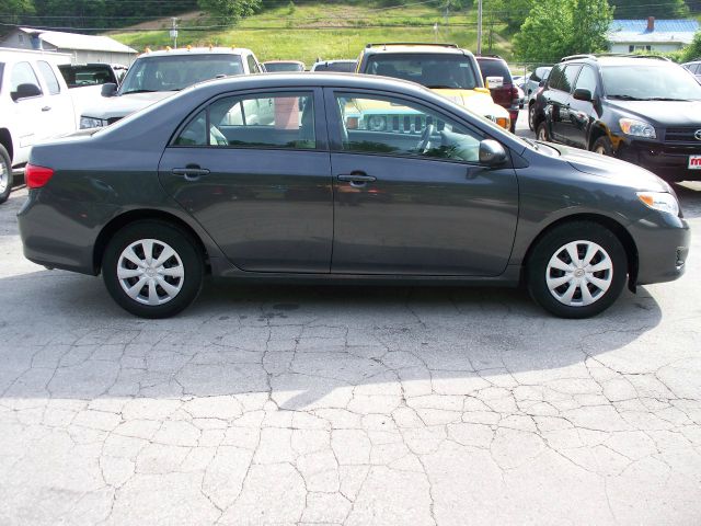 2010 Toyota Corolla Supercab Flareside XL