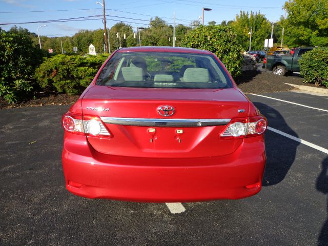 2011 Toyota Corolla Supercab Flareside XL