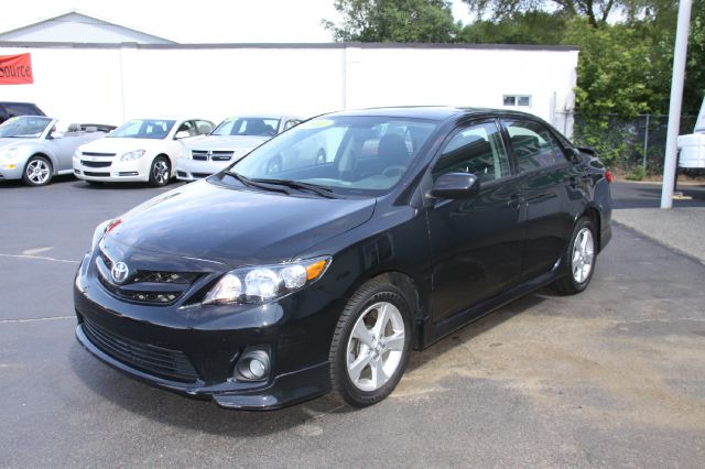 2011 Toyota Corolla Supercab Flareside XL