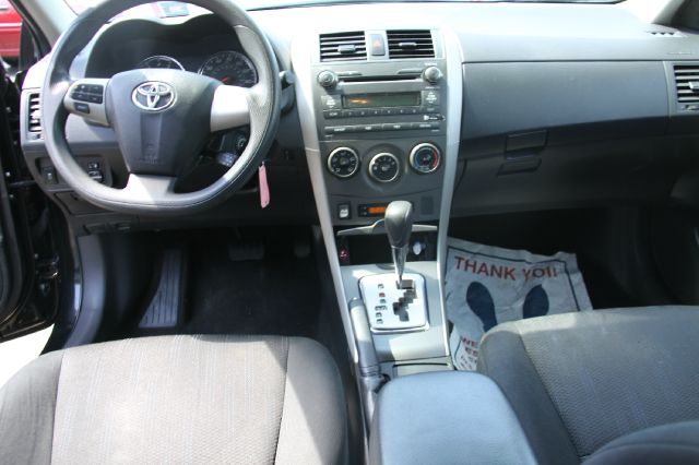 2011 Toyota Corolla Supercab Flareside XL