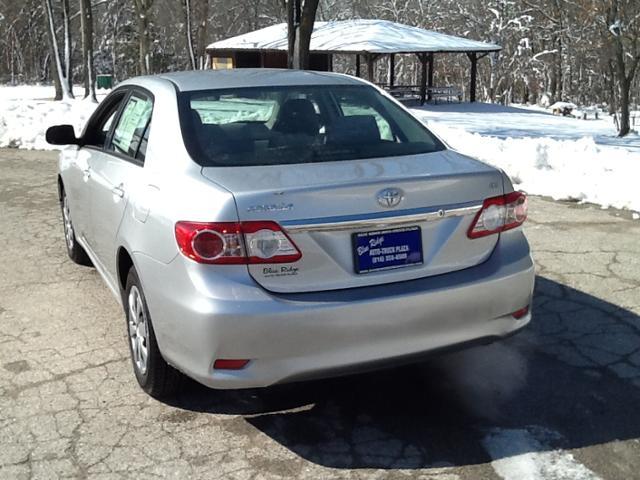 2011 Toyota Corolla ML 32