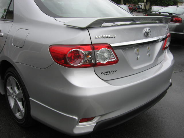 2011 Toyota Corolla Supercab Flareside XL