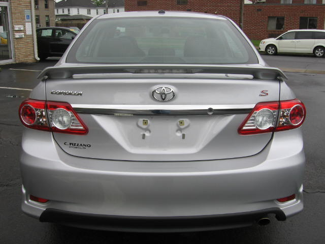 2011 Toyota Corolla Supercab Flareside XL