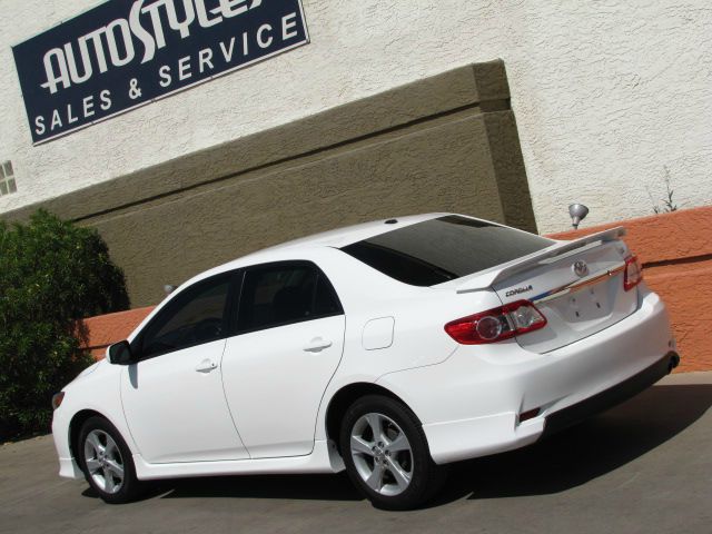 2011 Toyota Corolla S SL LE