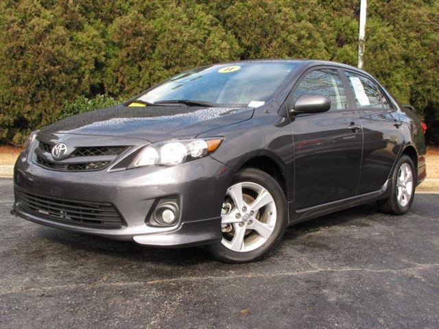 2011 Toyota Corolla FWD V6 LS