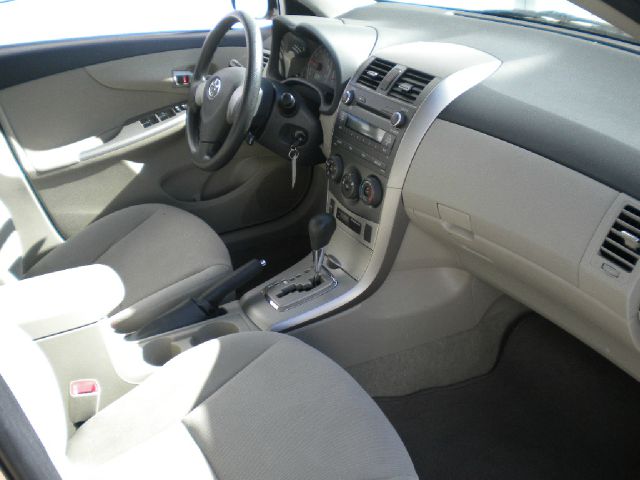 2011 Toyota Corolla Supercab Flareside XL