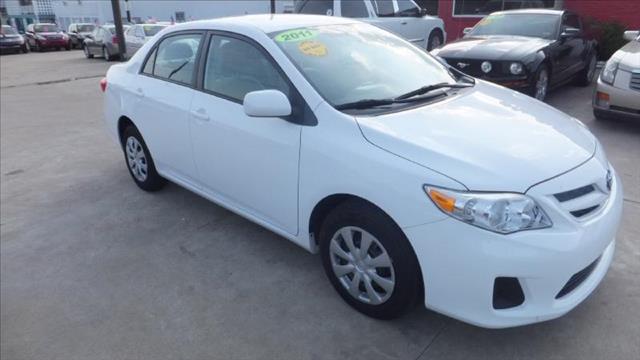 2011 Toyota Corolla 4.4i Navigation